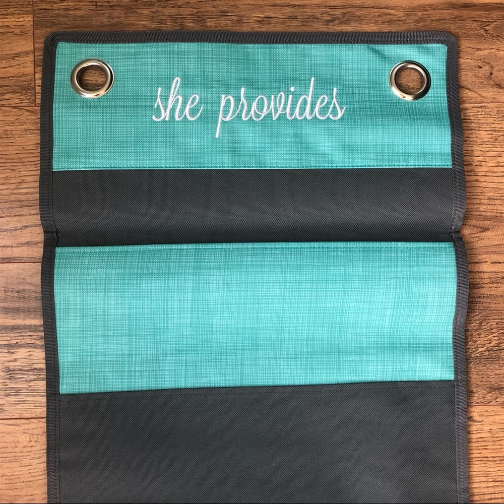 Hang Up Family Wall Organizer